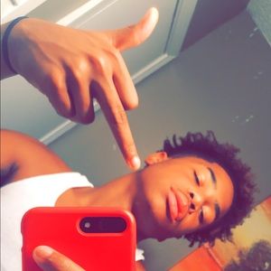 Meet your Posher, Jordyn